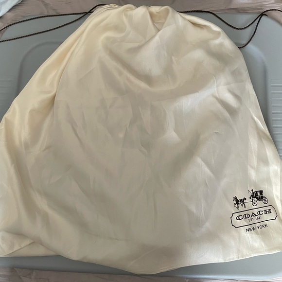 Vintage Coach Shoulder Bag- Pink and Tan - Picture 4 of 4